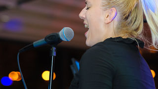 Toto i kraljice u Posh Pubu – foto Ivan Toman Toto i kraljice u Posh Pubu – foto Ivan Toman