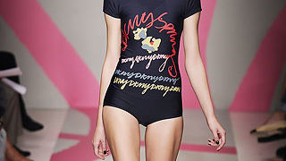 DKNY proljeće/ljeto 2010 (Moda.hr)