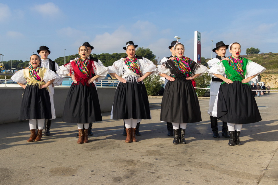 Supernova: Super subota i Božić kod Mikija