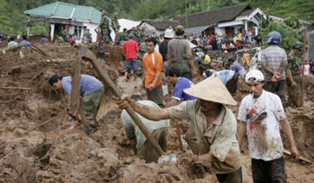 Indonezija – odroni 1 (Foto: kurier.at)
