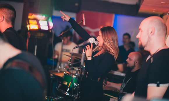 Ana Nikolić @ Hitch bar, 2.5.2015. (Foto: Ivan Toman)
