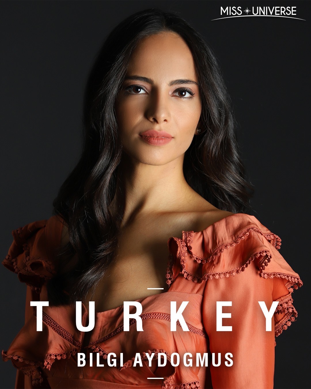 Mia Rkman, Miss Universe Hrvatske 2019. otputovala je na svjetski izbor Miss Universe 2019 koji će se 8. prosinca održati u Atlanti uz izravan prijenos na FOX televiziji.  Ljepotice sa svih krajeva zemaljske kugle počele su pristizati u Atlantu, a već i p