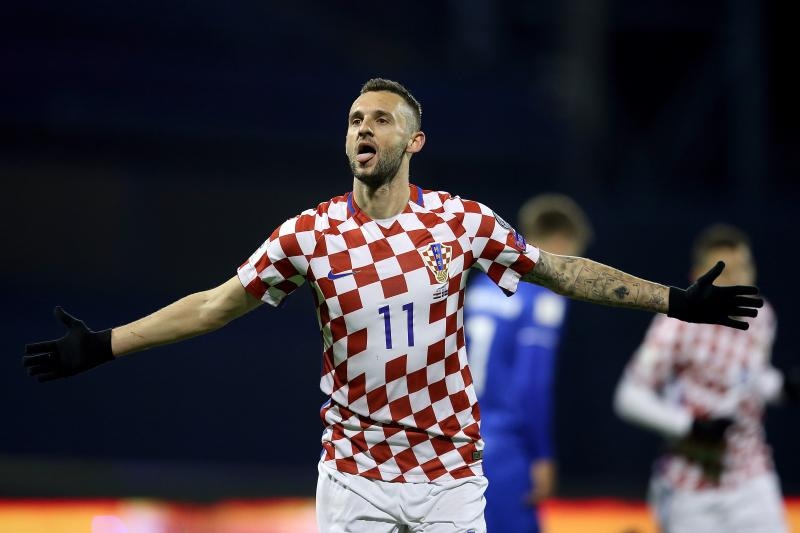 Image 379817 (auto) Image 379817 (auto)