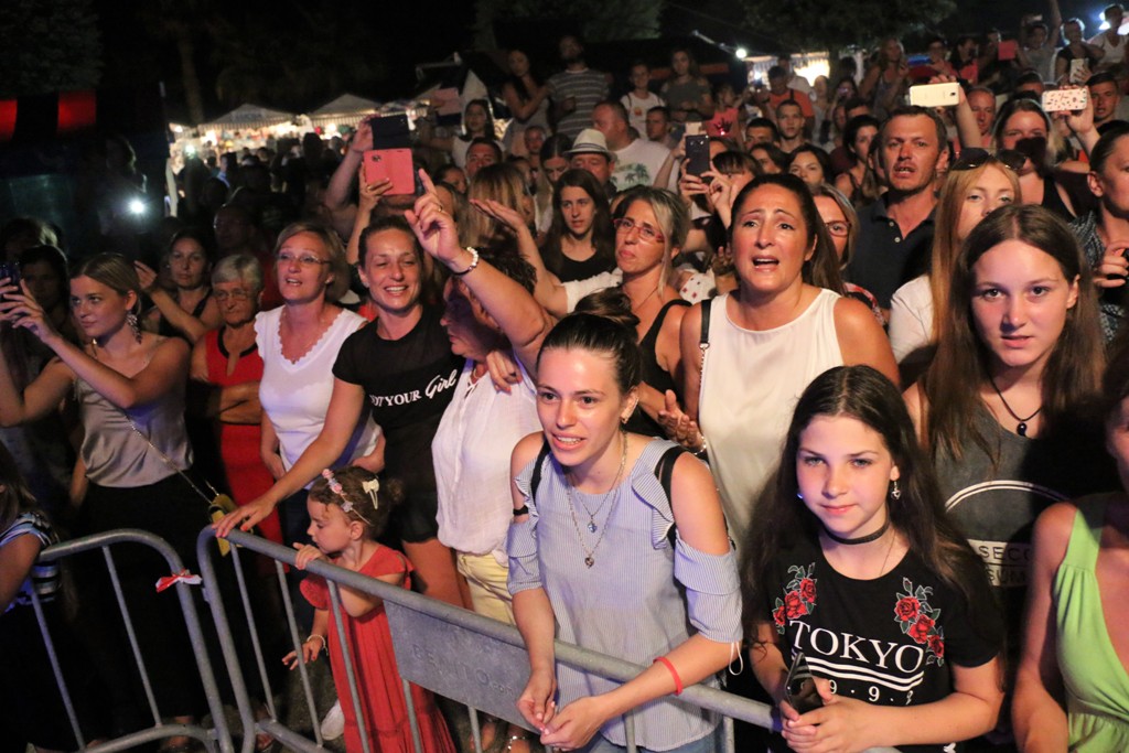 Prvi koncert popularnog slavonskog benda Vigor na otoku Viru