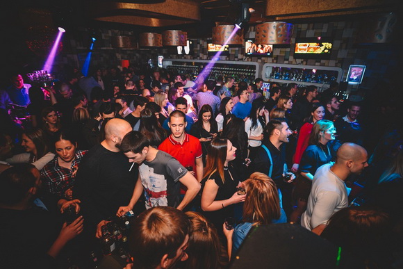 Hari Rončević @Maraschino Bar. Foto: Iva Perinčić Hari Rončević @Maraschino Bar. Foto: Iva Perinčić