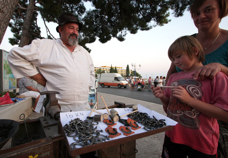 Biograd: Večer starih zanata i rukotvorina (foto: Marin Gospić)
