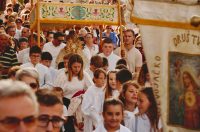 Svečana procesija na Tijelovo okupila župljane sv. Lovre u Kalima Svečana procesija na Tijelovo okupila župljane sv. Lovre u Kalima