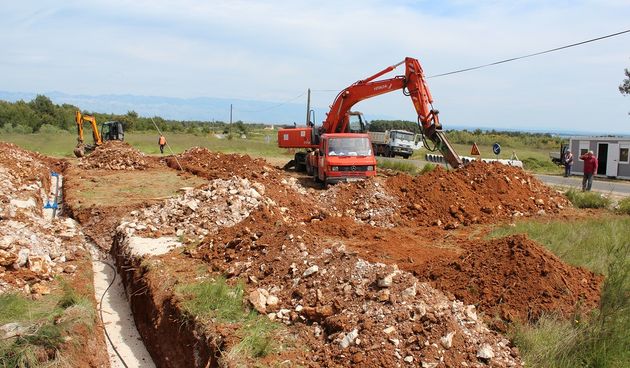 Vir: Izgradnja hidrantskog platoa