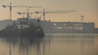 Svitanje i rano jutro u novoj luci Gaženica