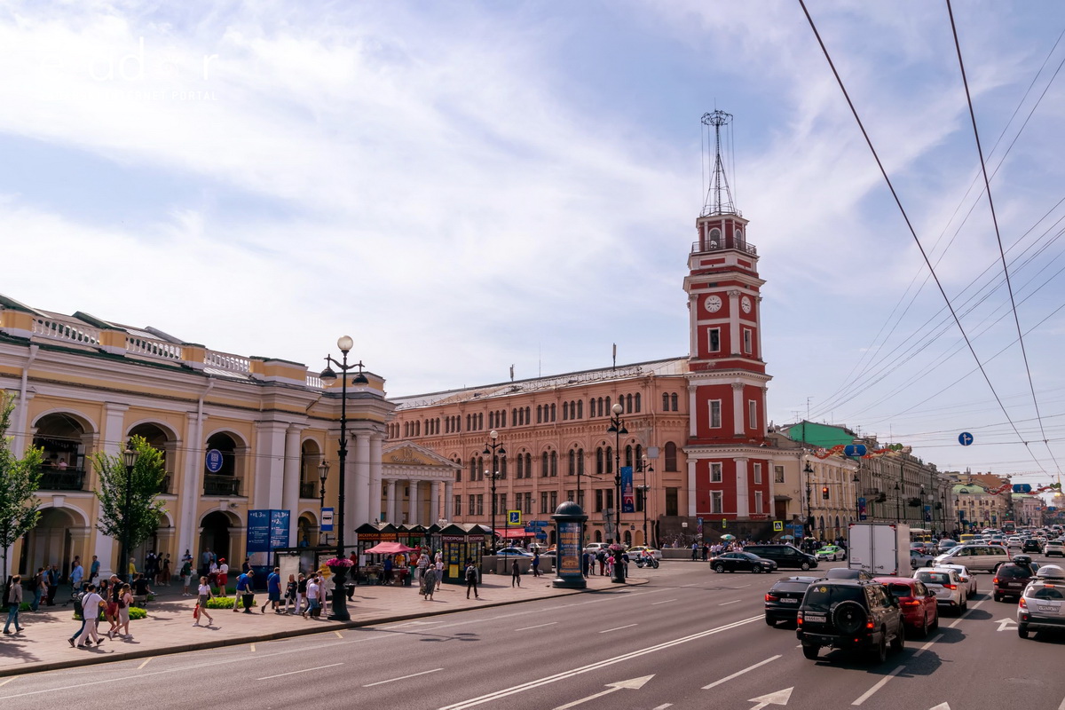 Đir po čudesno lijepom St. Petersburgu Đir po čudesno lijepom St. Petersburgu