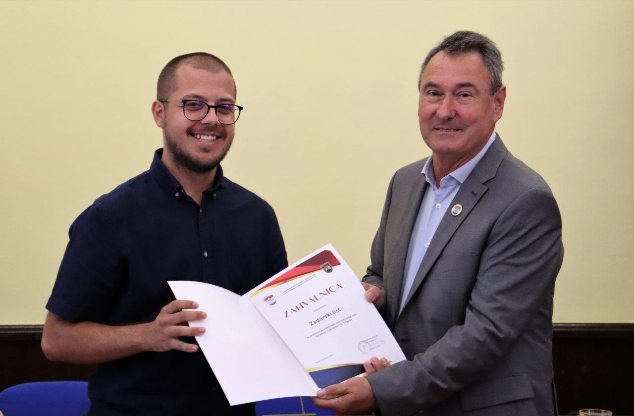 Primanjem u Domu županije uz dodjelu prigodnih zahvalnica svečano je obilježena 32. godišnjica osnutka i borbenog djelovanja 112. brigade Hrvatske vojske.