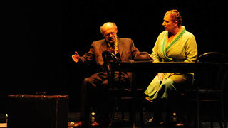 Zadar, 7.3.2012. snimio: Nenad Marčev
HNK Split
Arthur Miller: SMRT TRGOVAČKOG PUTNIKA, drama
redatelj: Dušan Jovanović
premijera: 27. ožujka 2011.
Uloge:
Willy Loman: Mustafa Nadarević,
Linda: Snježana Sinovčić Šiškov
Biff Loman: Mijo Juriši Zadar, 7.3.2012. snimio: Nenad Marčev
HNK Split
Arthur Miller: SMRT TRGOVAČKOG PUTNIKA, drama
redatelj: Dušan Jovanović
premijera: 27. ožujka 2011.
Uloge:
Willy Loman: Mustafa Nadarević,
Linda: Snježana Sinovčić Šiškov
Biff Loman: Mijo Juriši