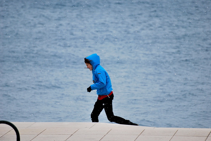 Bura i snijeg u Zadru 1. veljače 2012, Foto: Duje Surać