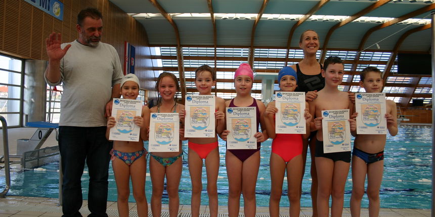 Proplivalo osam novih ribica iz OŠ Zadarski otoci Proplivalo osam novih ribica iz OŠ Zadarski otoci