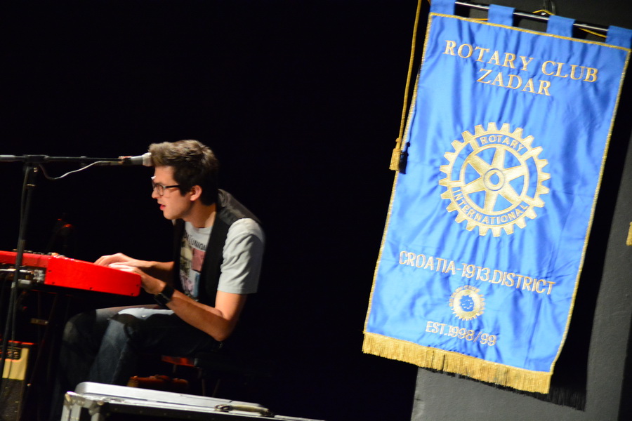 Gibonni nastupio u HNK Zadar, foto: Iva Perinčić Gibonni nastupio u HNK Zadar, foto: Iva Perinčić