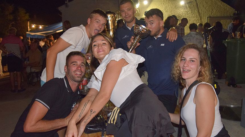 Vinka-tim ribara s Raba Vinka-tim ribara s Raba