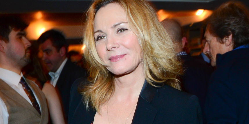 Kim Cattrall (61) ispričala je nedavno da je razmišljala o majčinstvu kada se udala za trećeg supruga 1998. godine. Međutim, odustala je od toga zbog snimanja serije ‘Seks i grad’ koja je na ljeto te godine počela s prikazivanjem. “Mislim da imam taj majč Kim Cattrall (61) ispričala je nedavno da je razmišljala o majčinstvu kada se udala za trećeg supruga 1998. godine. Međutim, odustala je od toga zbog snimanja serije ‘Seks i grad’ koja je na ljeto te godine počela s prikazivanjem. “Mislim da imam taj majč