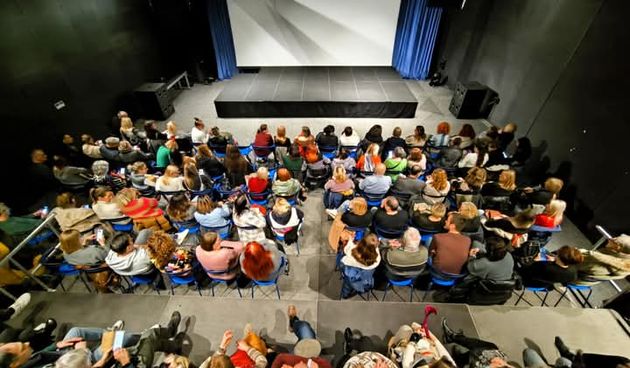 Kino zona publika polivalentna Kino zona publika polivalentna