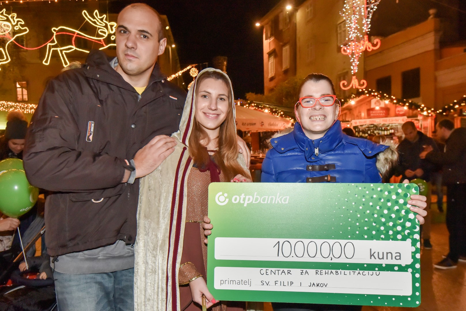 Mia Negovetić i klapa Munita oduševili na Adventu