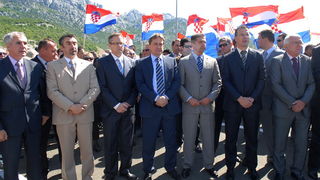 Zadar, 300509.
Danas je na odmoristu Marune odrzana svecanost otvaranja tunela Mala Kapela  i Sv.Rok. Svecanosti su prisustvovali: Stipe Zrilic, Mario Lovricevic, Jurica Prskalo, Bozidar Kalmeta, Darko Milinovic, Zdravko Livakovic, Zvonimir Vrancic.
Foto