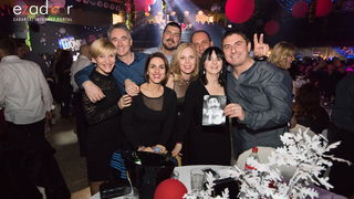 Ludnica u Saturnusu: Najbolji doček u svemiru i šire Ludnica u Saturnusu: Najbolji doček u svemiru i šire