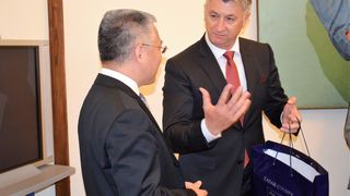 Veleposlanik Narodne Republike Kine Hu Zhaoming posjetio Zadar Veleposlanik Narodne Republike Kine Hu Zhaoming posjetio Zadar