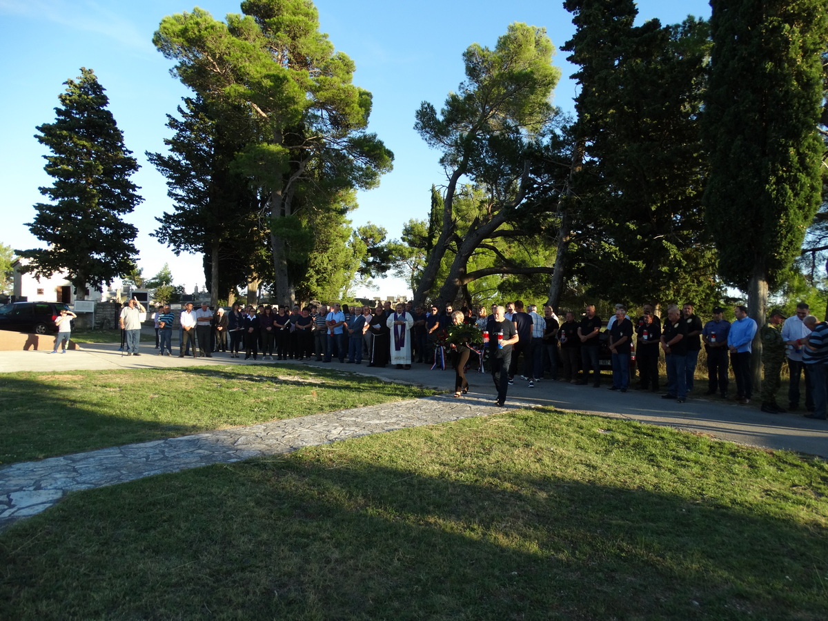 Vukšić: Položeni vijenci za žrtve Domovinskog rata