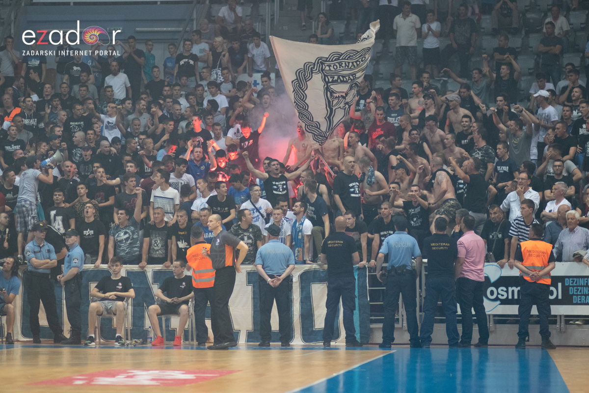 Polufinale doigravanja HT Premijer lige, 1. utakmica: KK Zadar – KK Cibona 89-78