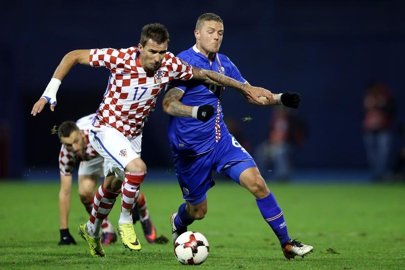 Image 379863 (auto) Image 379863 (auto)