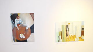 U galeriji Kninskog muzeja otvorena izložba slika “Autoportreti” Marine Ćorić