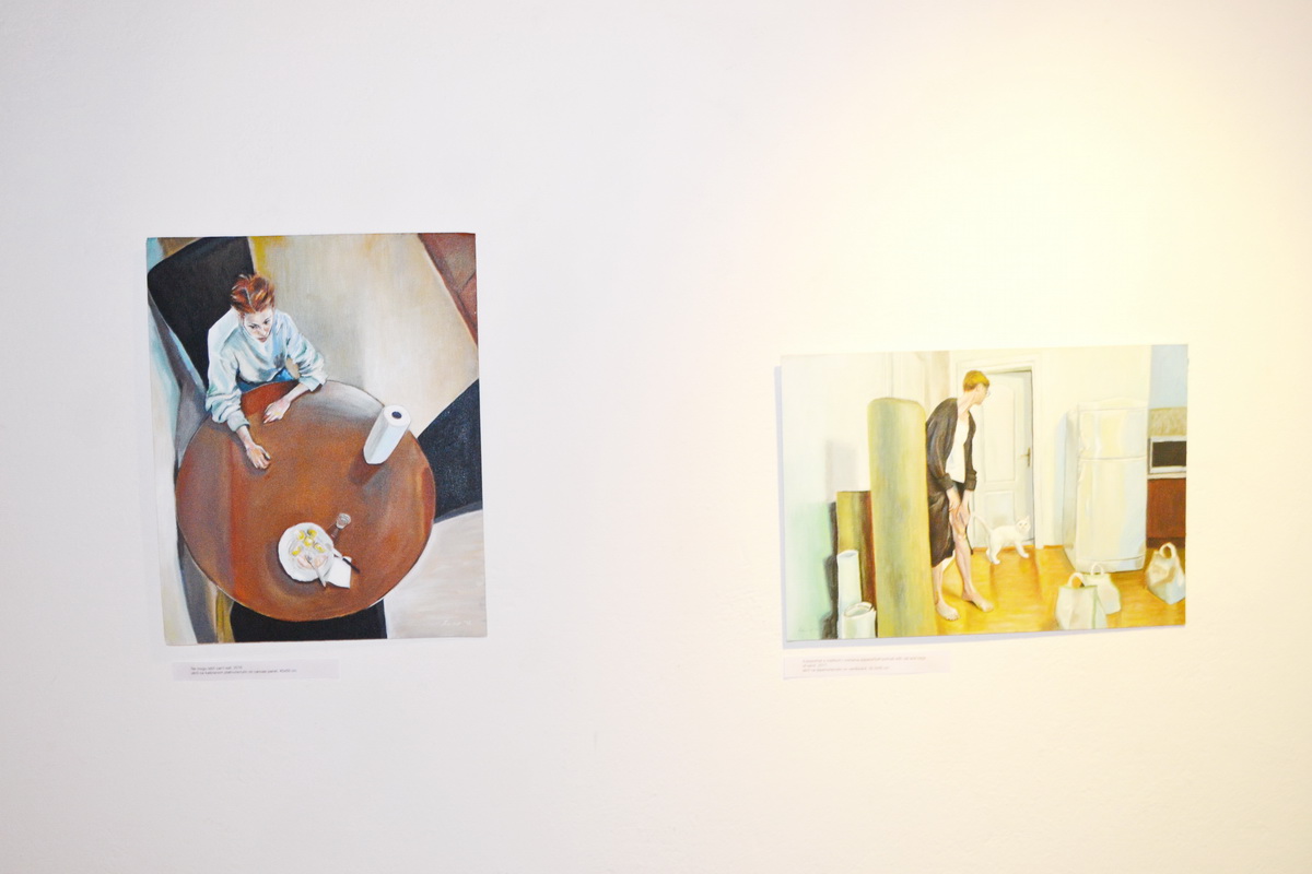 U galeriji Kninskog muzeja otvorena izložba slika “Autoportreti” Marine Ćorić