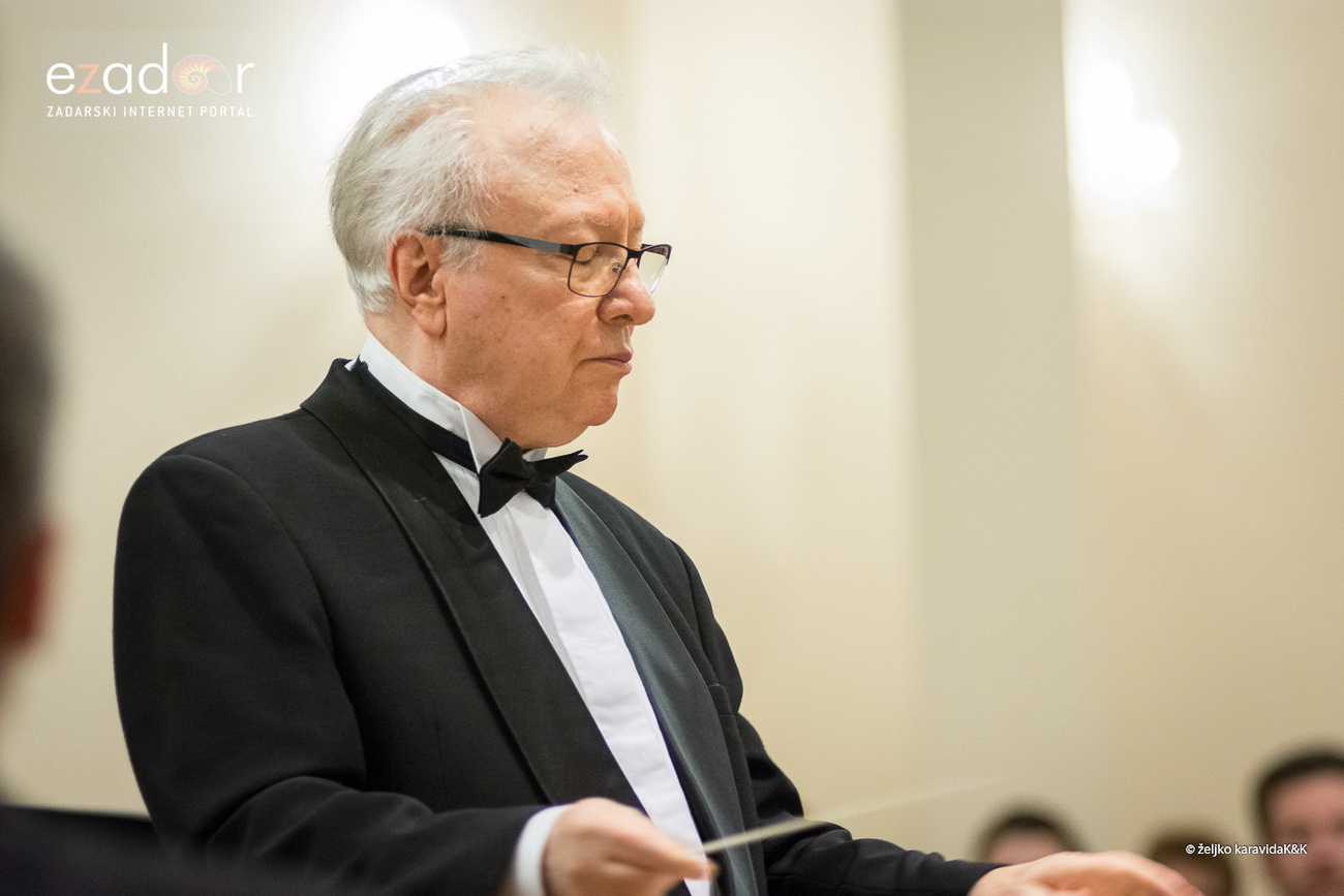 “Glazbena fantazija” Zadarskog komornog orkestra u Svečanoj dvorani Sveučilišta u Zadru. Solist Berislav Šipuš na klaviru, pod ravnanjem maestra Pavla Dešpalja “Glazbena fantazija” Zadarskog komornog orkestra u Svečanoj dvorani Sveučilišta u Zadru. Solist Berislav Šipuš na klaviru, pod ravnanjem maestra Pavla Dešpalja