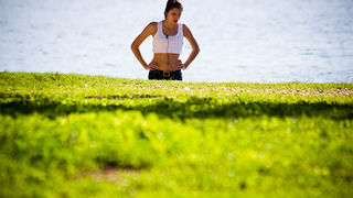 Kupanje na plaži Kolovare 8. listopada (foto:Saša Čuka)