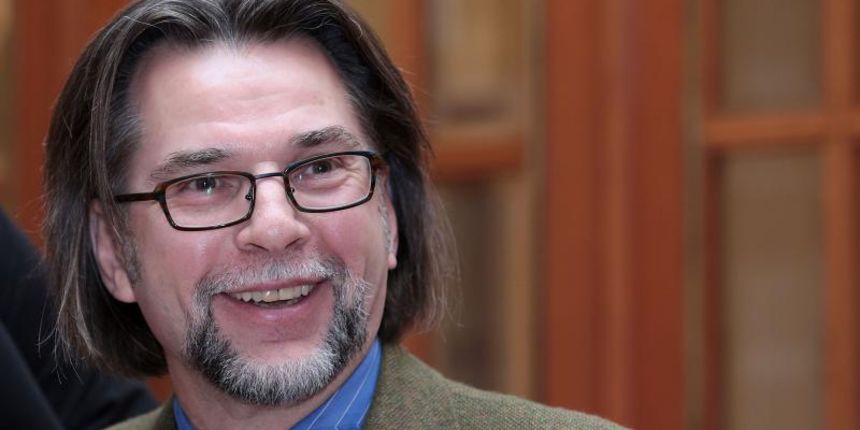 Zagreb – Saborski zastupnik Branko Vuksic odrzao je konferenciju za medije na temu Jesmo li pijani naftni i plinski milijunasi. Photo: Patrik Macek/PIXSELL Zagreb – Saborski zastupnik Branko Vuksic odrzao je konferenciju za medije na temu Jesmo li pijani naftni i plinski milijunasi. Photo: Patrik Macek/PIXSELL