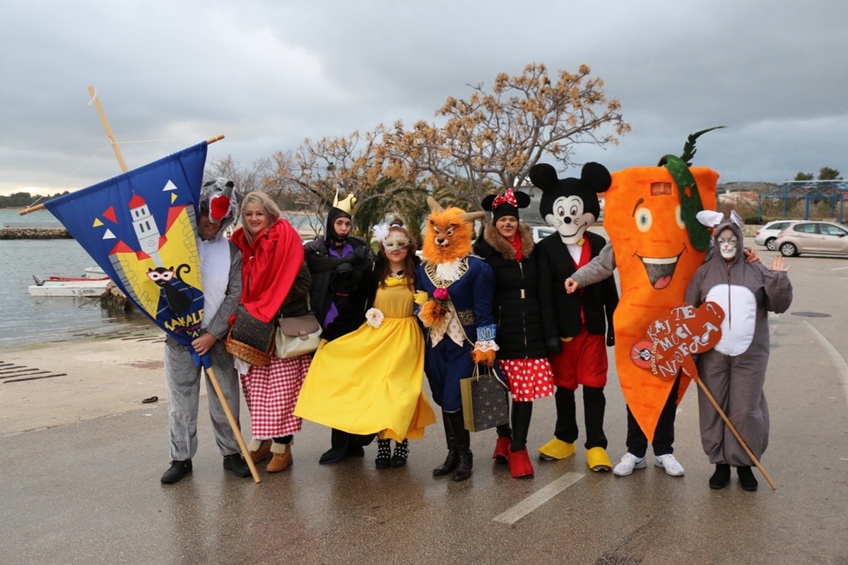 Virske maškare 2018: Defile maškaranih skupina i fešta uz “Koktelse”