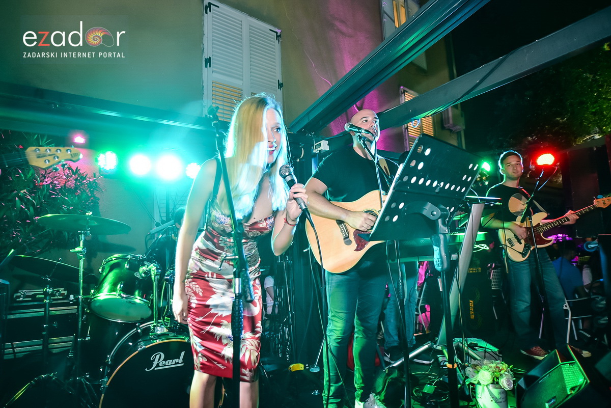 Domenica @ Kult Caffebar