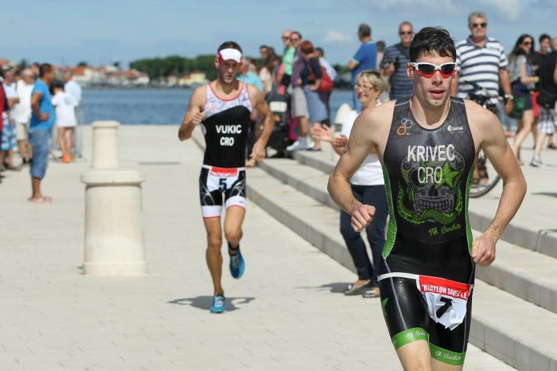 Na rivi je odrzan Zadarski aquathlon 2014. Odrzana su tri programa: prvenstvo Hrvatske u klasicnom akvatlonu: 1000m plivanje/5000 m trcanje, prvenstvo grada Zadra 500m plivanje/2500 m trcanje te akvatlon za djecu. Photo: Dino Stanin/PIXSELL Na rivi je odrzan Zadarski aquathlon 2014. Odrzana su tri programa: prvenstvo Hrvatske u klasicnom akvatlonu: 1000m plivanje/5000 m trcanje, prvenstvo grada Zadra 500m plivanje/2500 m trcanje te akvatlon za djecu. Photo: Dino Stanin/PIXSELL