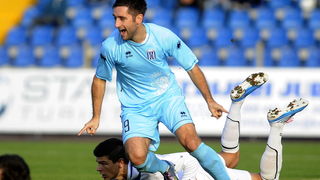 Karlovac, 051111.
Igraliste Branko Cavlovic Cavlek.
Nogometna utakmica 14.kola 1.HNL izmedju NK Karlovac i NK Zadar.
Na slici: Enes Novinic, slavlje gol.
Foto: Damir Krajac / CROPIX