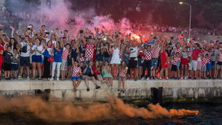 Veličanstven doček četvorice zadarskih Vatrenih od Gradskog mosta do Foruma