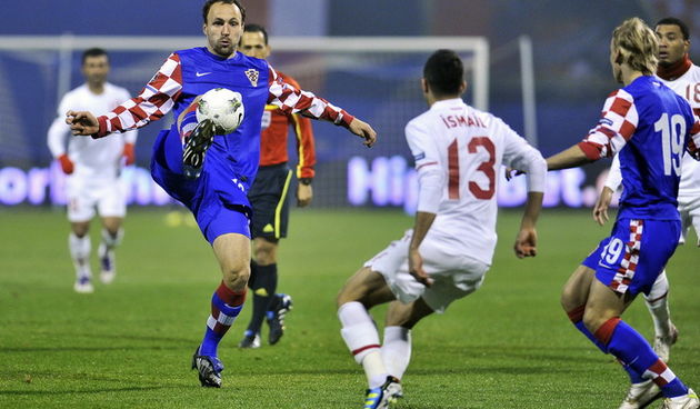 Zagreb, 151111.   Stadion Maksimir. Uzvratna utakmica dodatnih kvalifikacija za odlazak na EURO 2012. u Ukrajini i Poljskoj, izmedju Hrvatske i Turske.Na slici: Gordon Schildenfeld.Foto: Boris Kovacev / CROPIX