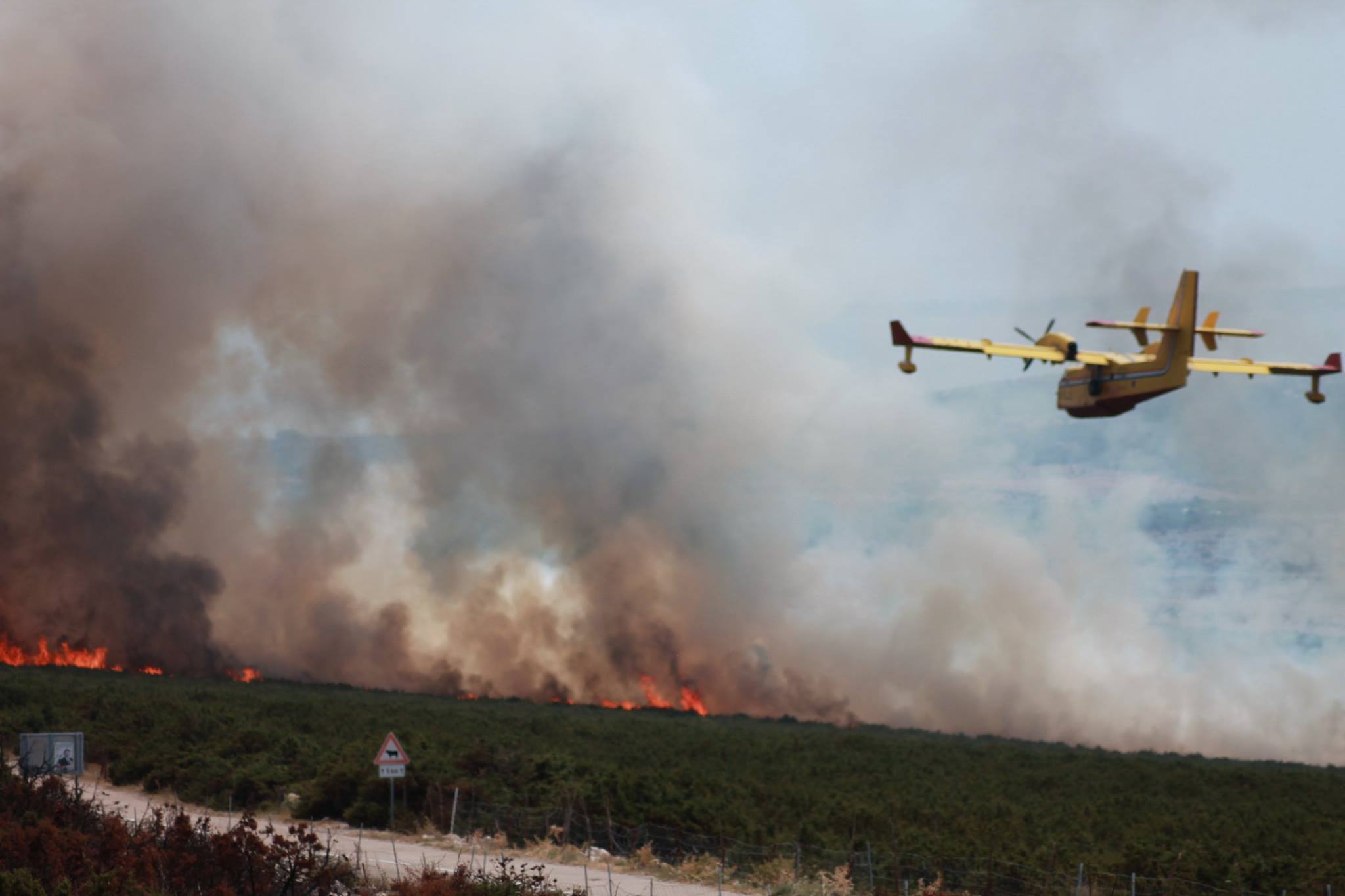 Pod kontrolu stavljen ponovo aktiviran požar kod Košljuna na Pagu