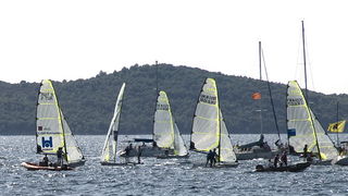 Jedrenje: Medal race s gledan s rive