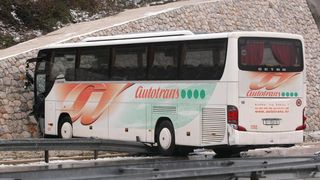 Na autocesti A1 poslije sv. Roka u smjeru Zagreba, kod tunela Krpani, u 6.15 sati sudarilo se 20-ak vozila u nekoliko lančanih sudara, Foto: Dino Stanin/PIXSELL Na autocesti A1 poslije sv. Roka u smjeru Zagreba, kod tunela Krpani, u 6.15 sati sudarilo se 20-ak vozila u nekoliko lančanih sudara, Foto: Dino Stanin/PIXSELL