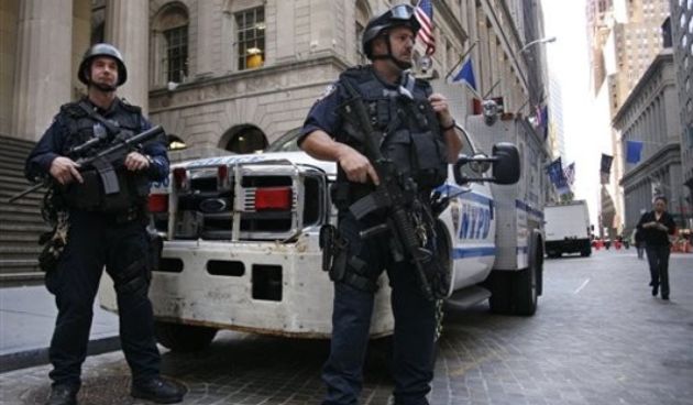 Specijalci na ulicama New Yorka, Foto: AP Photo