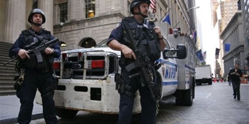 Specijalci na ulicama New Yorka, Foto: AP Photo