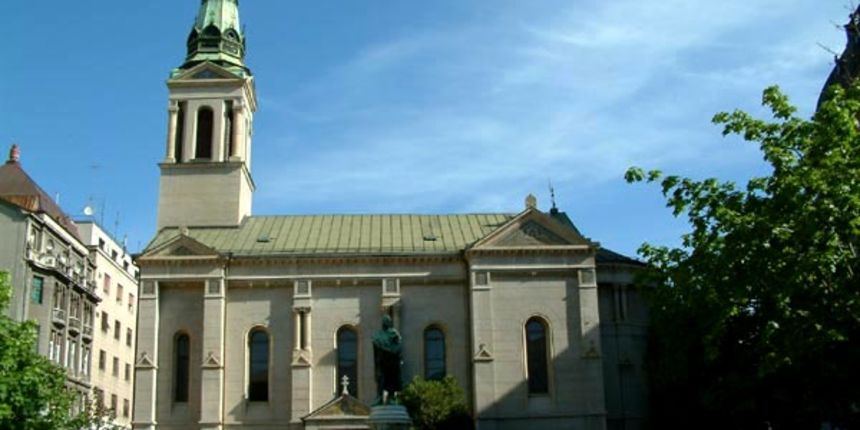 Cvjetni trg (Foto:www.destinacije.com) Cvjetni trg (Foto:www.destinacije.com)