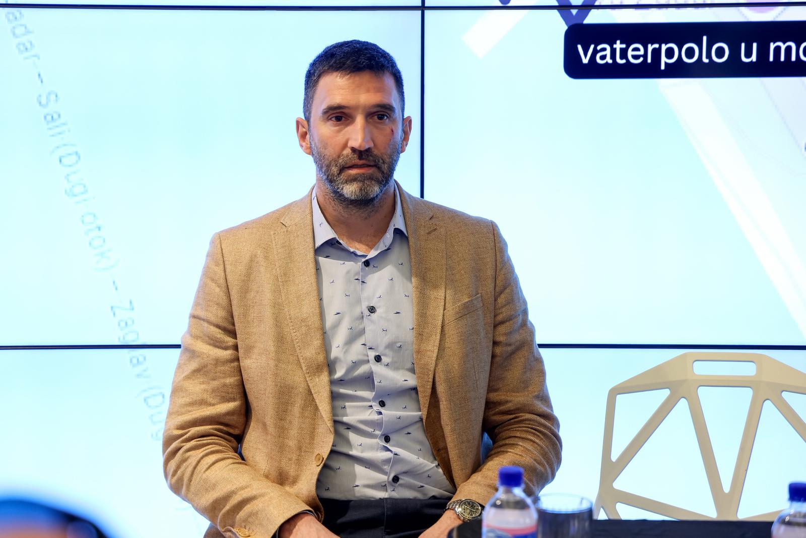 Konferencija za medije Udruge dani Krešimira Ćosića