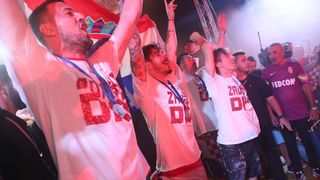 Zadrani na Forumu priredili spektakularan doček za svoje Vatrene Zadrani na Forumu priredili spektakularan doček za svoje Vatrene