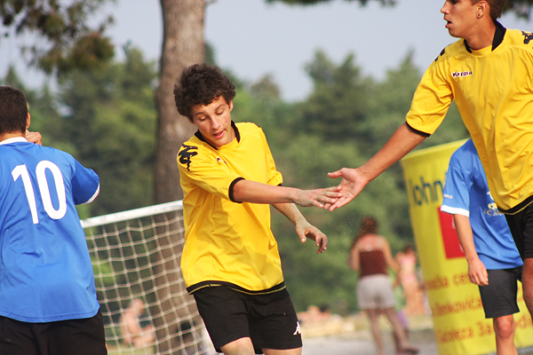 Turnir u nogometu na pijesku na Kolovarama (foto:Saša Čuka)