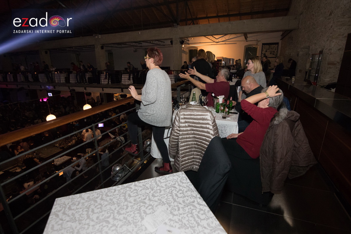 Hladno pivo @ Arsenal Zadar Hladno pivo @ Arsenal Zadar